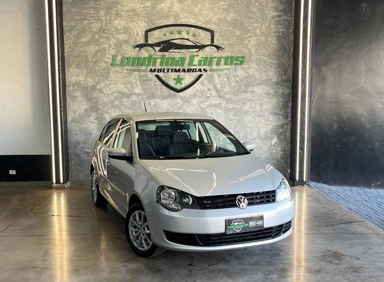 VOLKSWAGEN POLO SEDAN 1.6 MI 8V FLEX 4P MANUAL VOLKSWAGEN POLO SEDAN 1.6 MI 8V FLEX 4P MANUAL